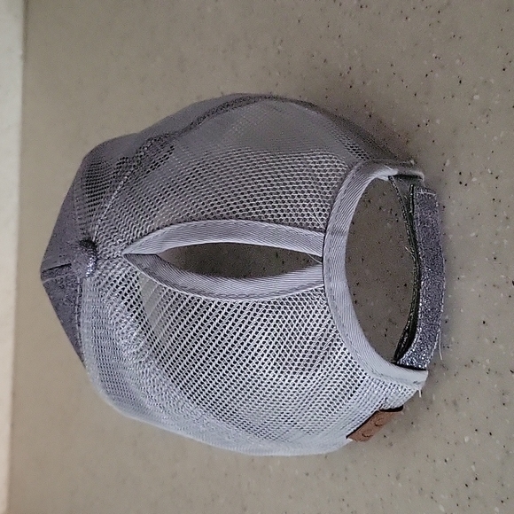 Upcycled CC baseball cap - Picture 3 of 7